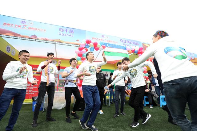 歌舞美食齐聚betway必威中国第13届国际文化节有“看事”